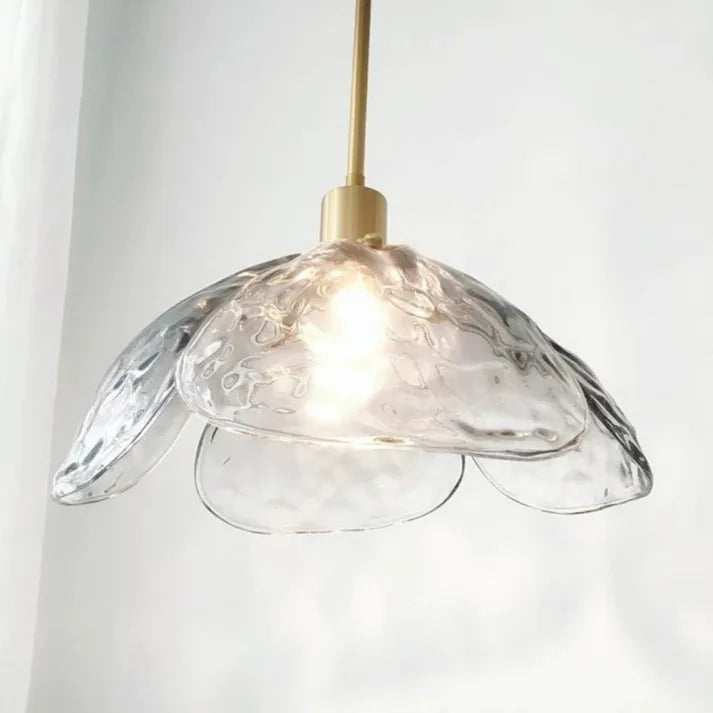 FleurChic Ceiling Lamp - Unique Flower-Shaped Hanging Lamp for a Warm Atmosphere