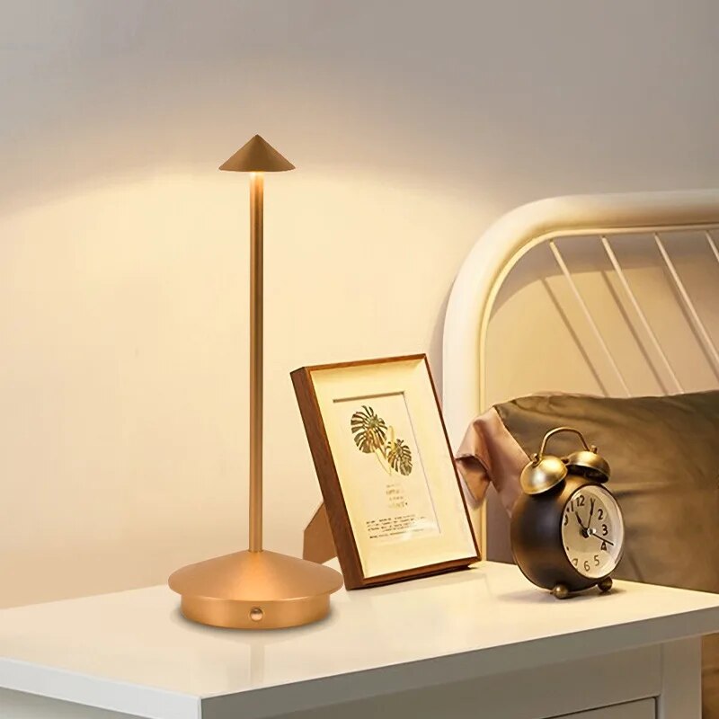Chique GlowLite Skrivbordslampa - Belys din arbetsplats