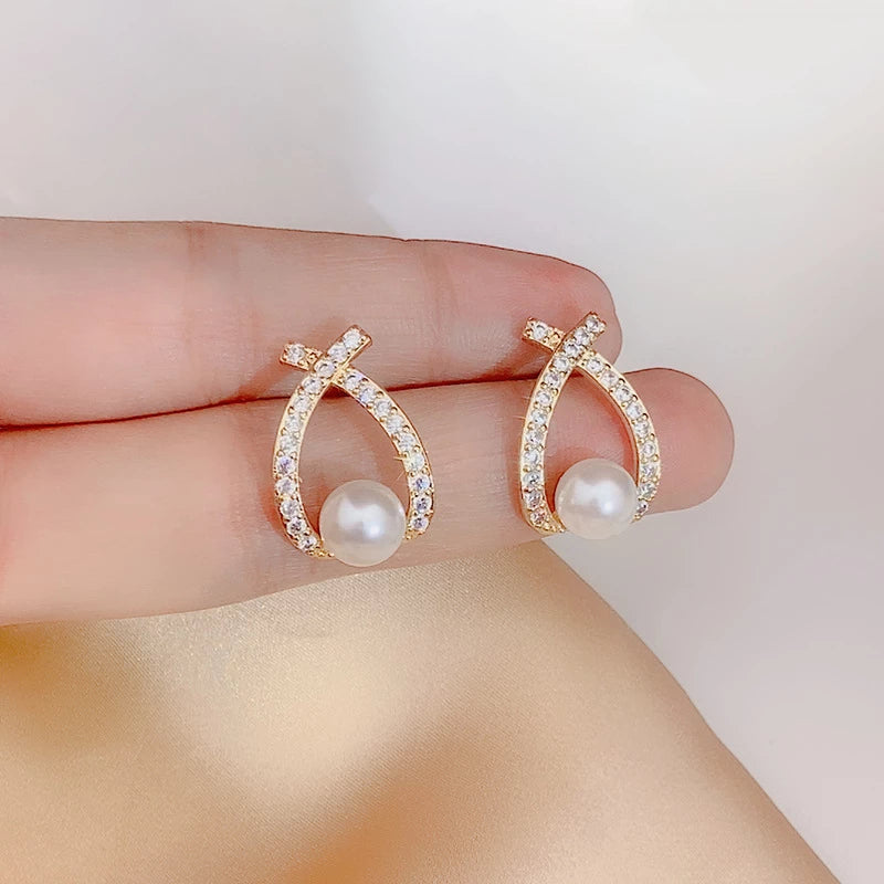 Elegant Glitter and Pearl Earrings - Marie