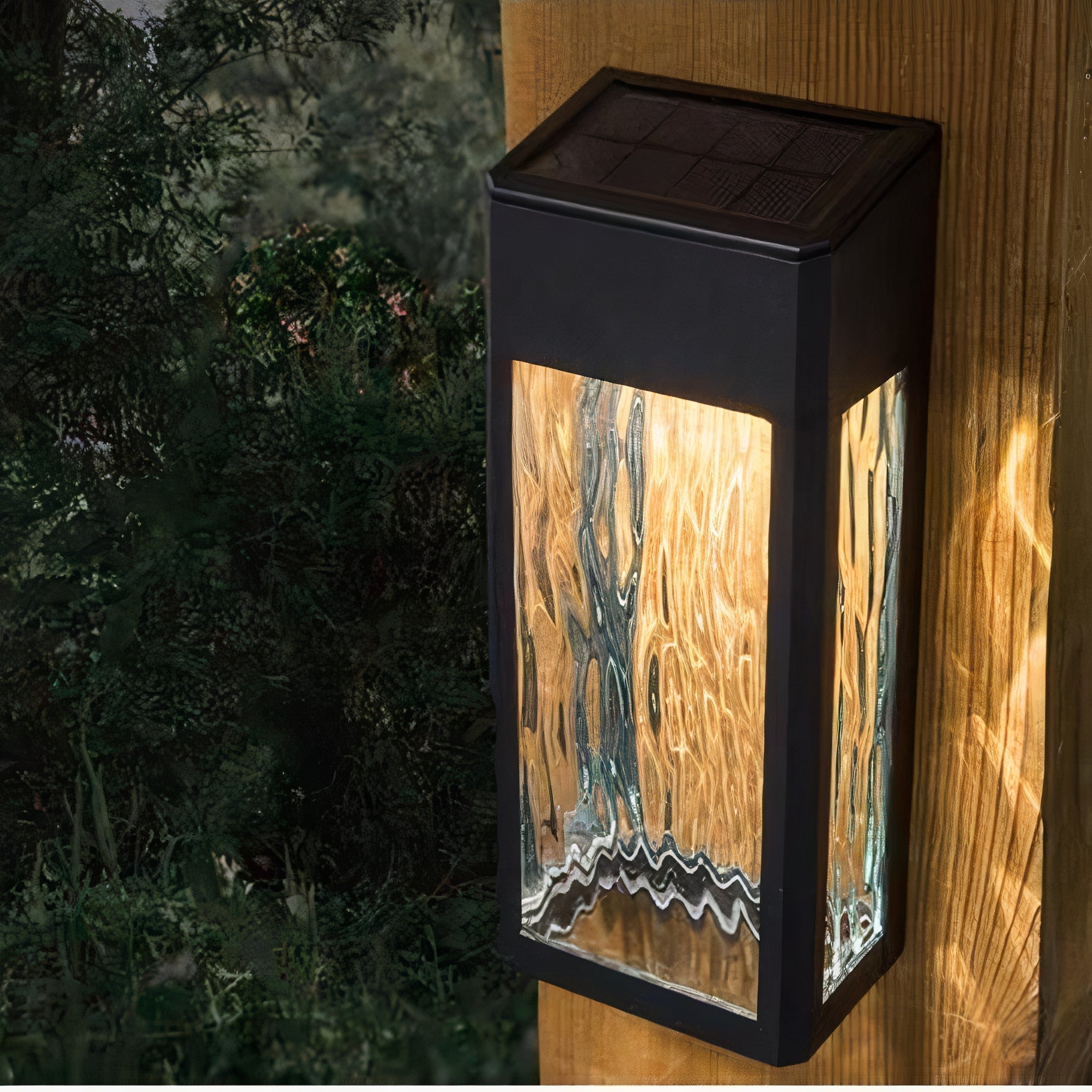 Lumaris Light – Stylish Solar Outdoor Lamp for Garden and Driveway