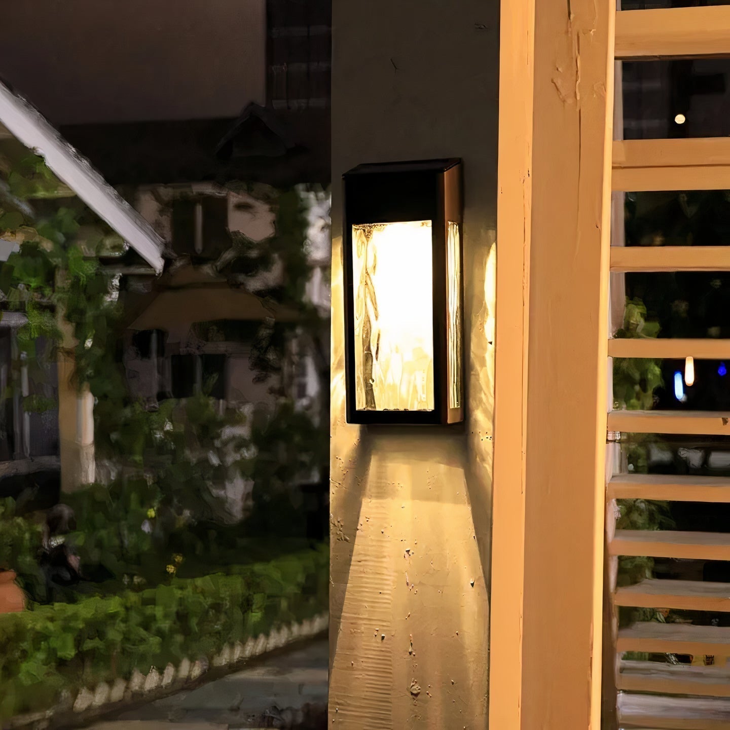 Lumaris Light – Stylish Solar Outdoor Lamp for Garden and Driveway