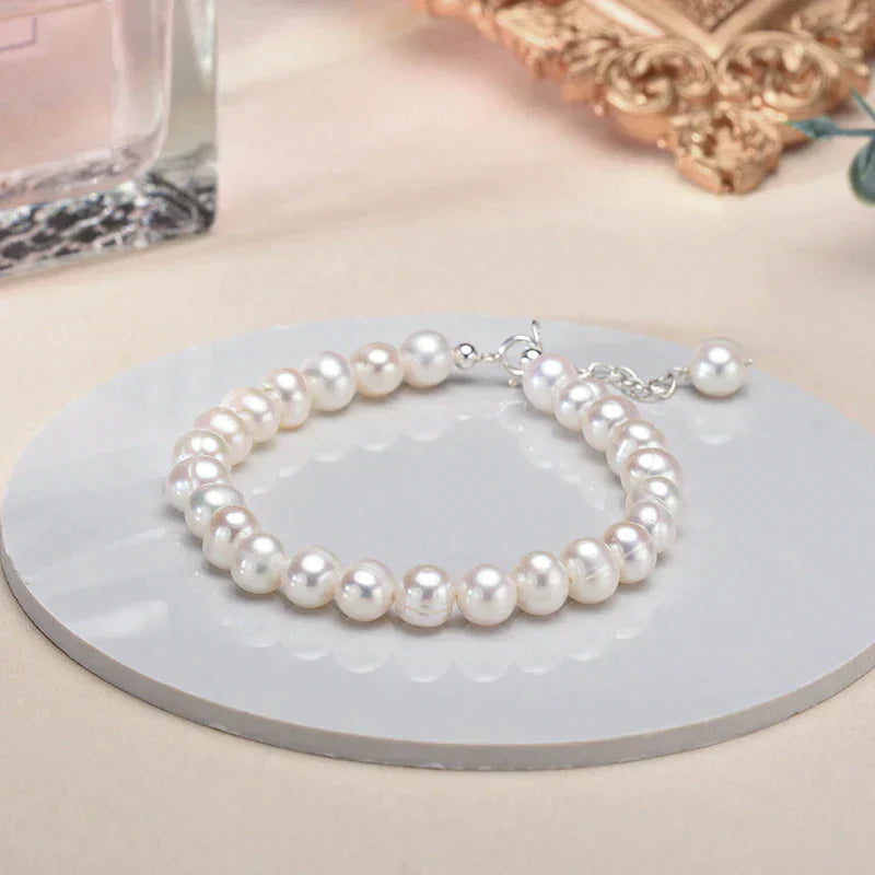 PearlGlow Bracelet - Elegant Silver Bracelet
