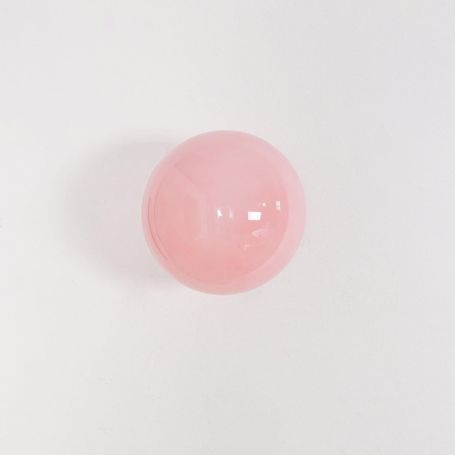 ChicGlow - Elegant Pink Glass Lamp for Stylish Homes