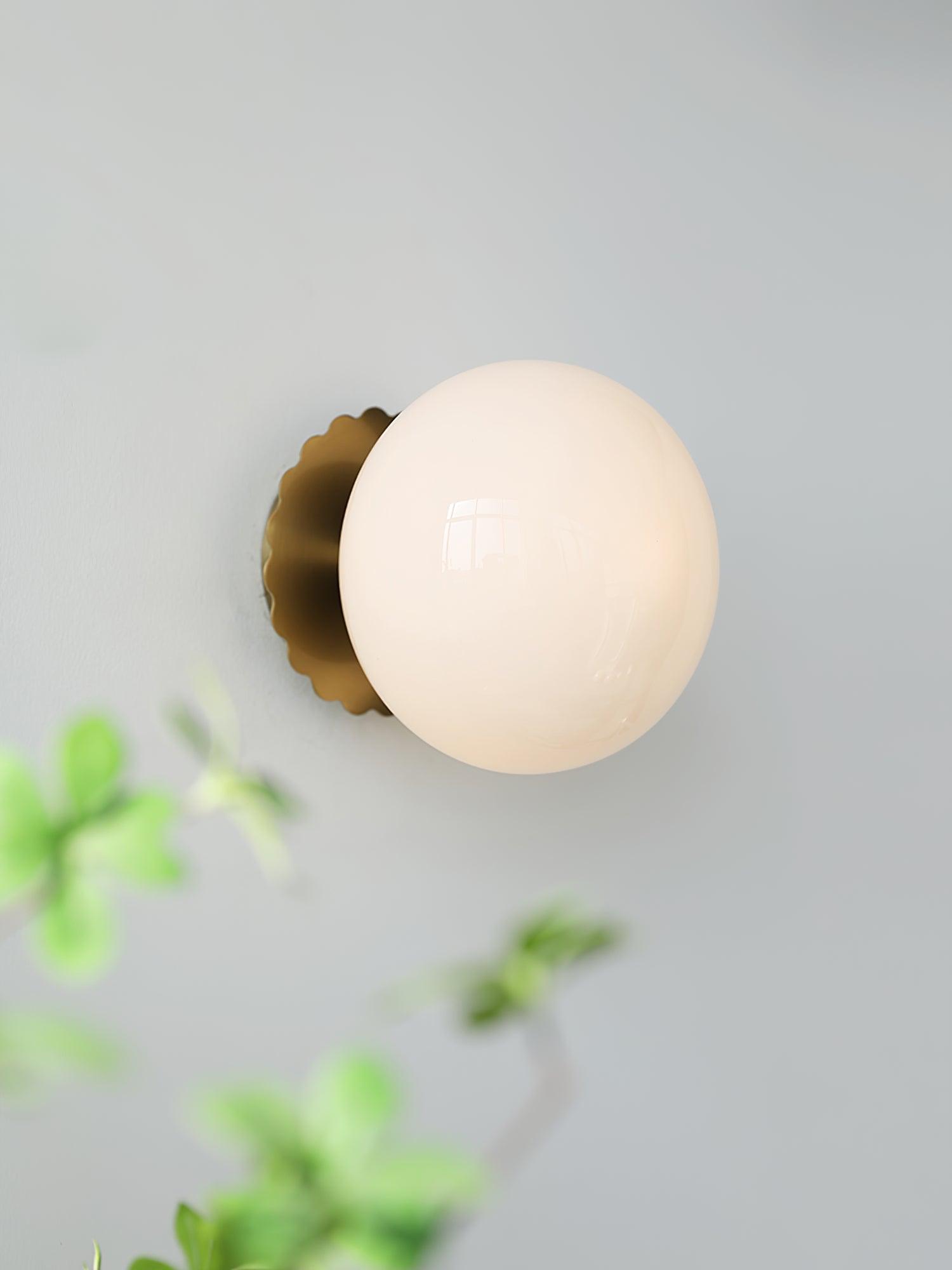 ChicGlow - Elegant Pink Glass Lamp for Stylish Homes