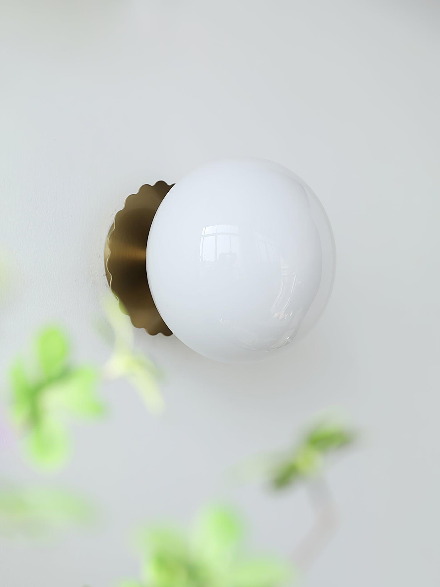ChicGlow - Elegant Pink Glass Lamp for Stylish Homes