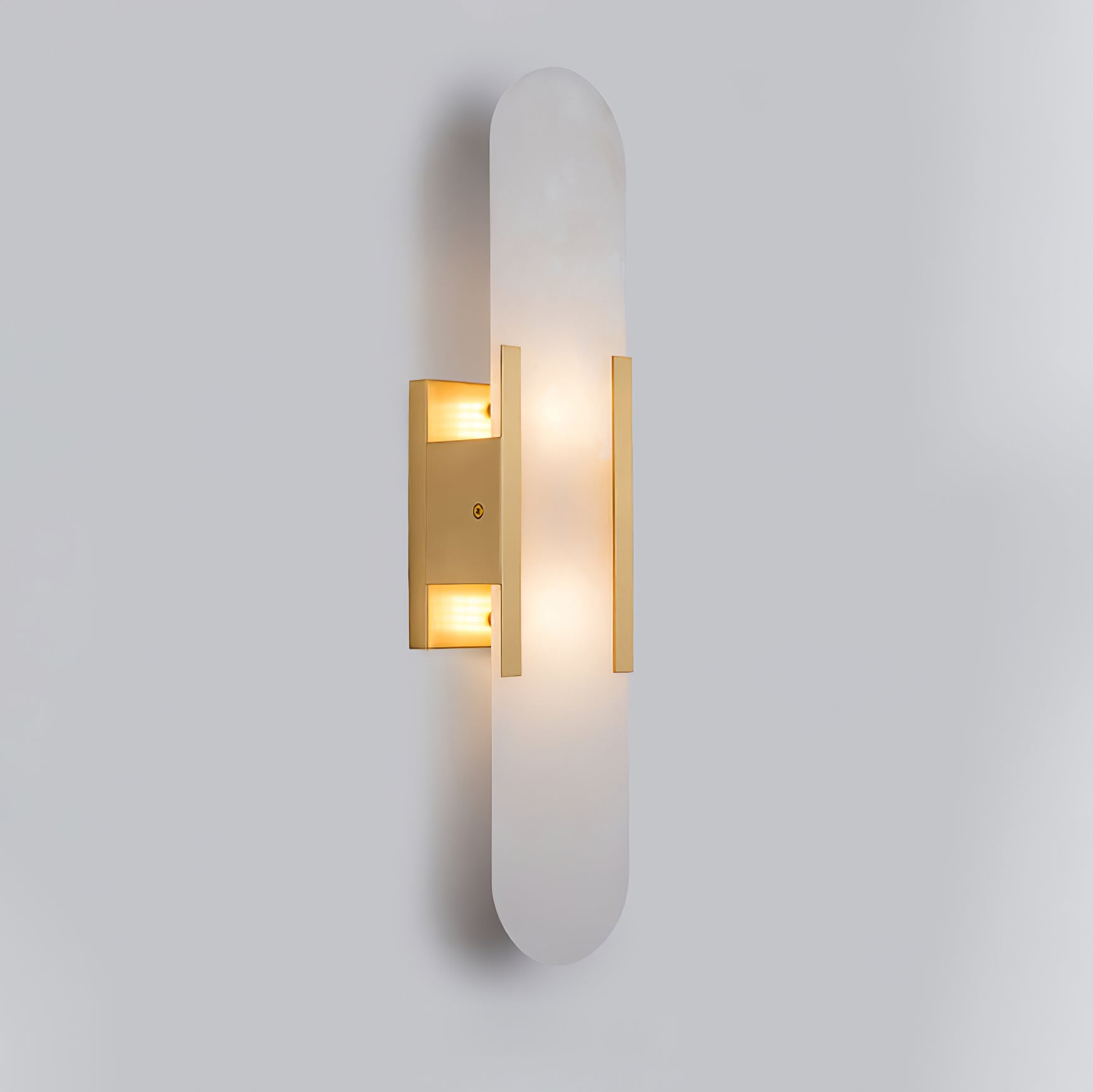 Elegant Melange - Handgjord Alabaster Vägglampa