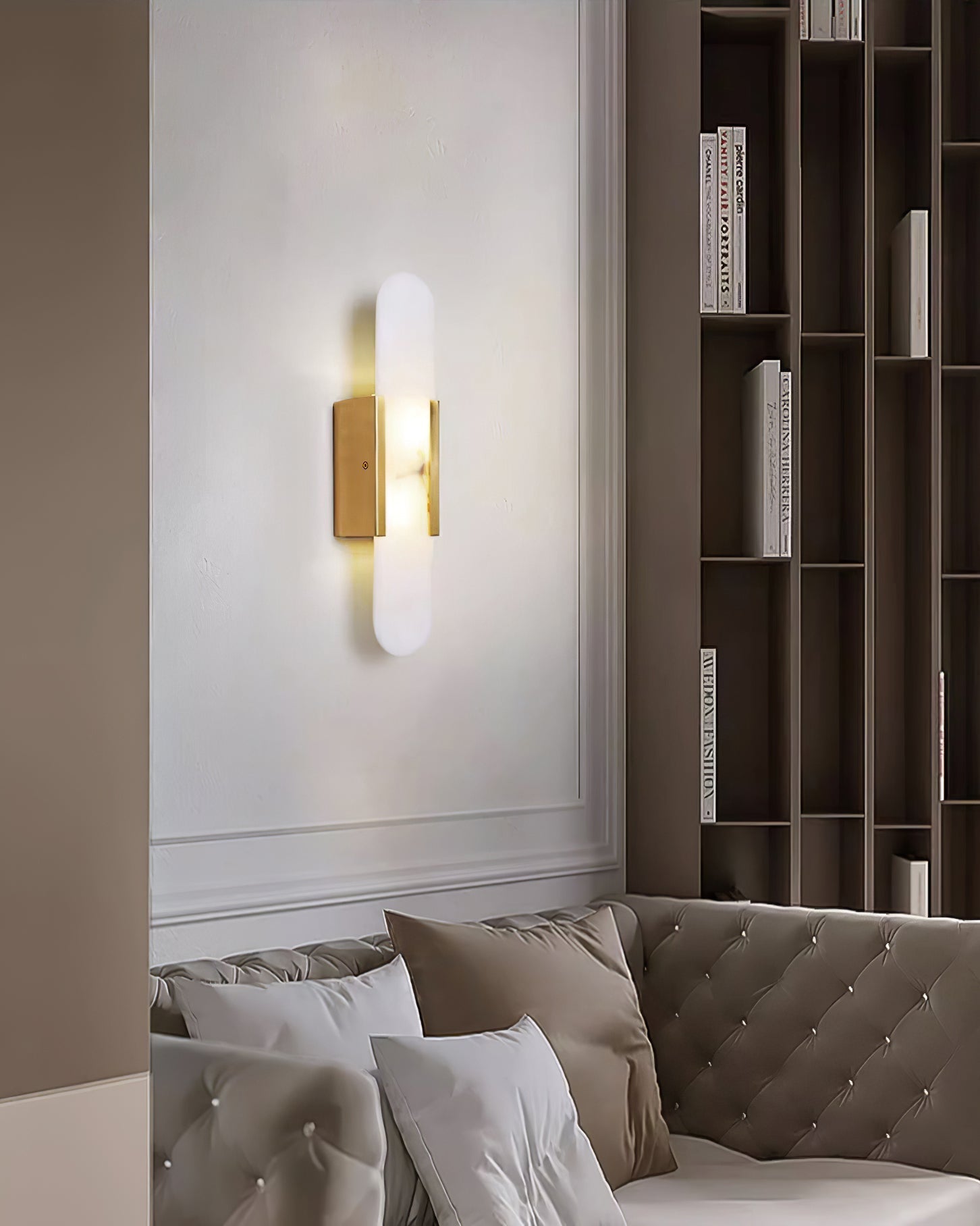 Elegant Melange - Handgjord Alabaster Vägglampa