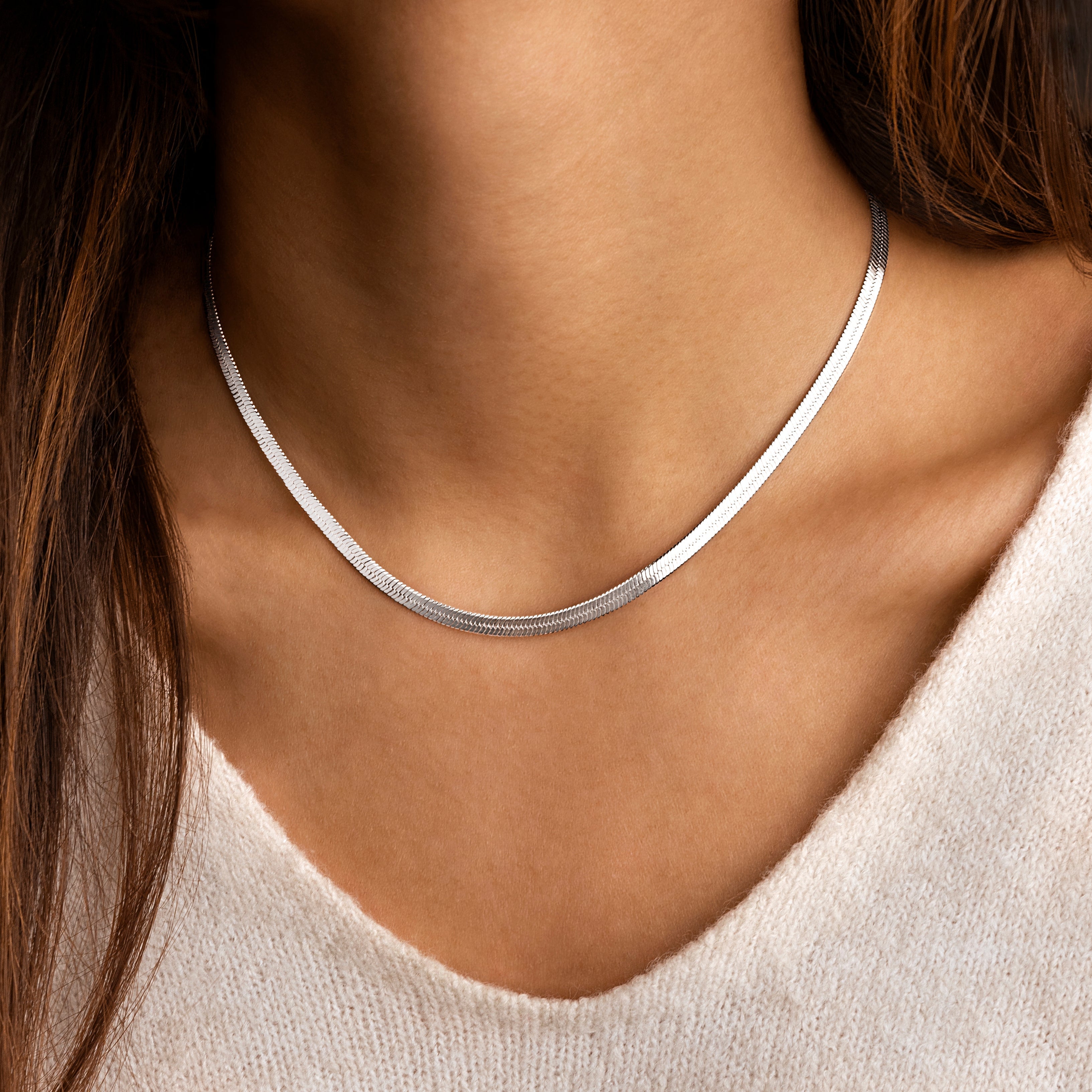 Elegant Flat Chain - Helena