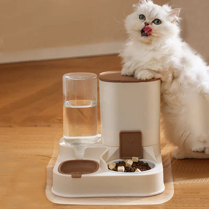 Pretzee – Smart Feed and Water Dispenser