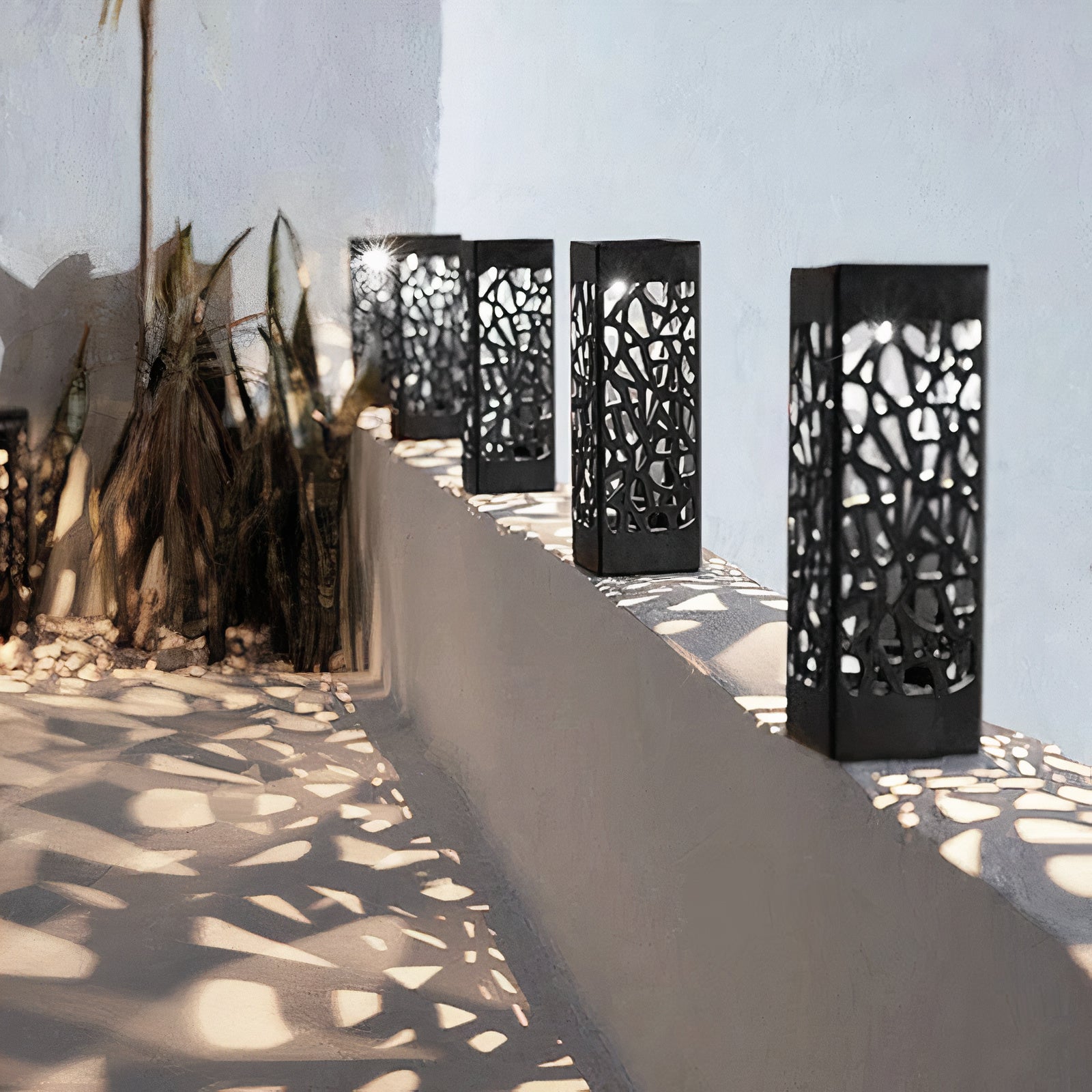Novaflame – Modern LED Wall Lamp for Outdoor Areas