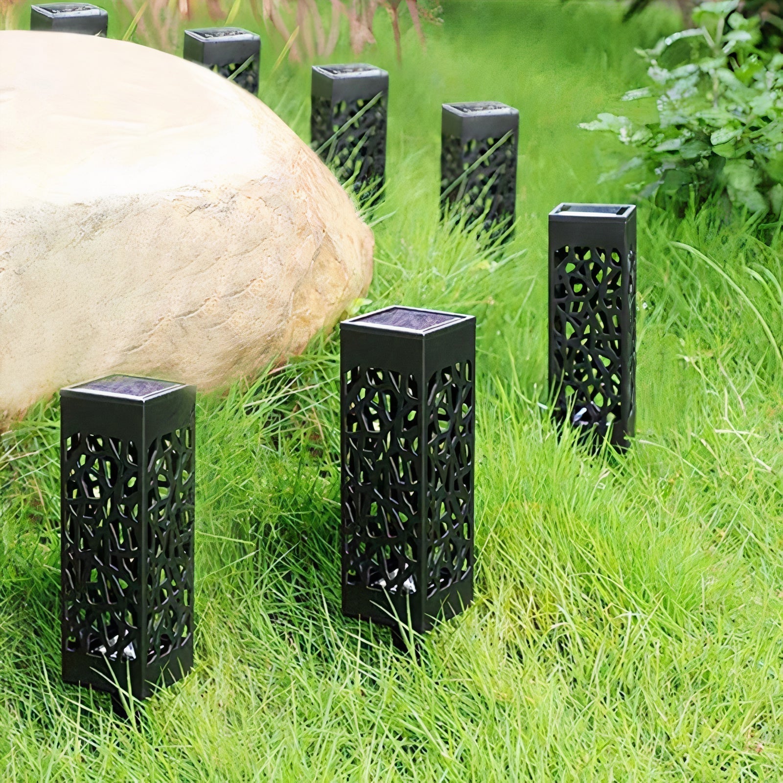 Novaflame – Modern LED Wall Lamp for Outdoor Areas