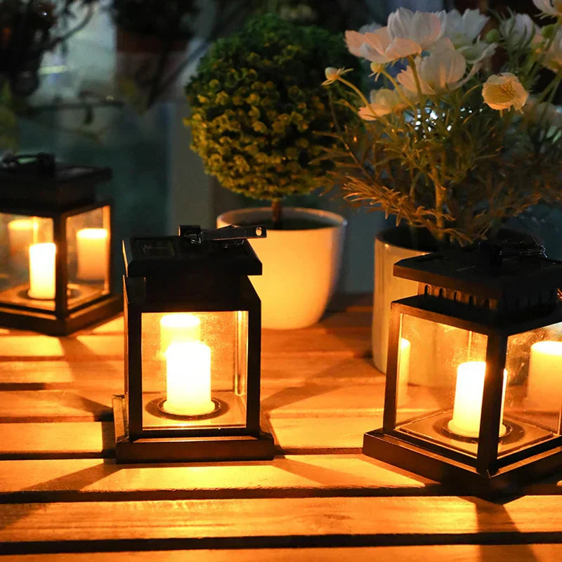 Lumière Lantern – Elegant Solar Lamp for Outdoor Use