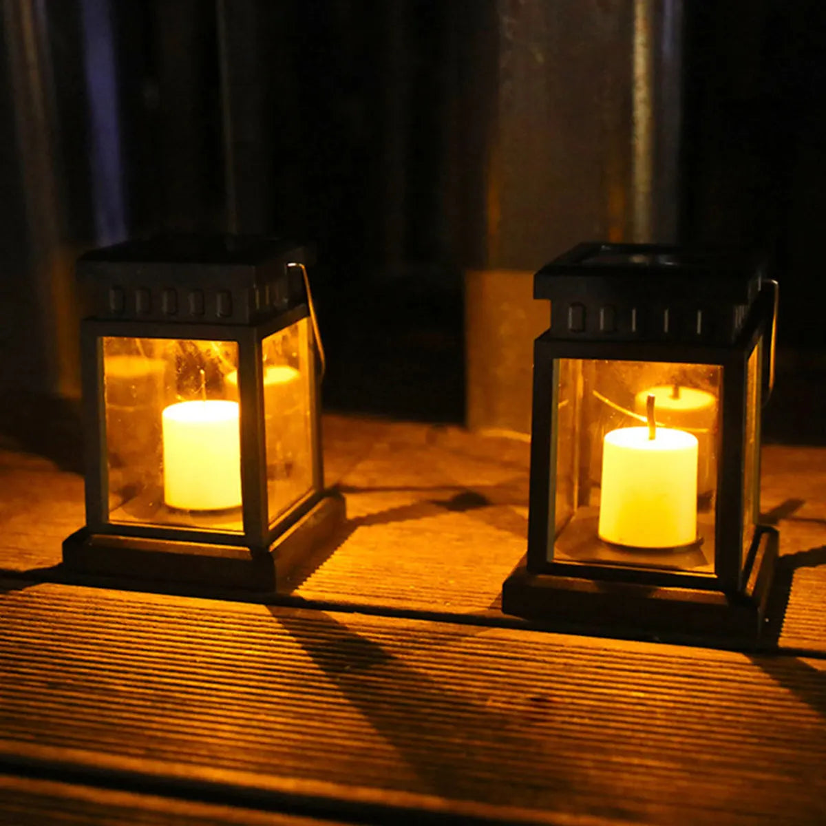 Lumière Lantern – Elegant Solar Lamp for Outdoor Use