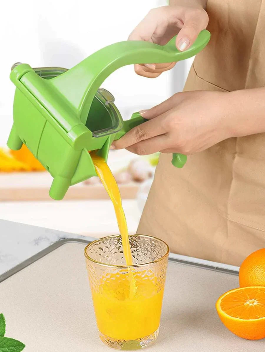 LemonSqueeze Juicer - Quick and Easy Lemon Juice Extraction