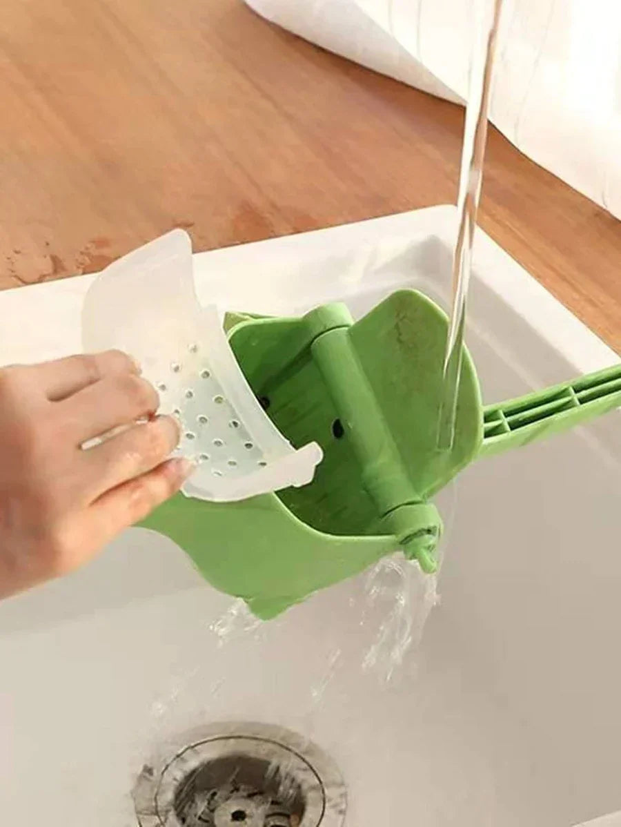 LemonSqueeze Juicer - Quick and Easy Lemon Juice Extraction