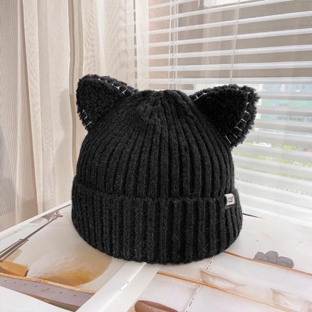 CozyCat Beanie - Trendy Winter Hat with Cat Ears