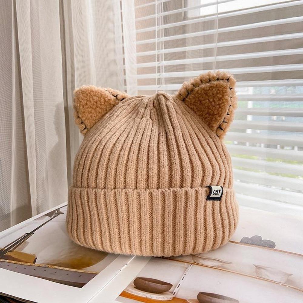 CozyCat Beanie - Trendy Winter Hat with Cat Ears