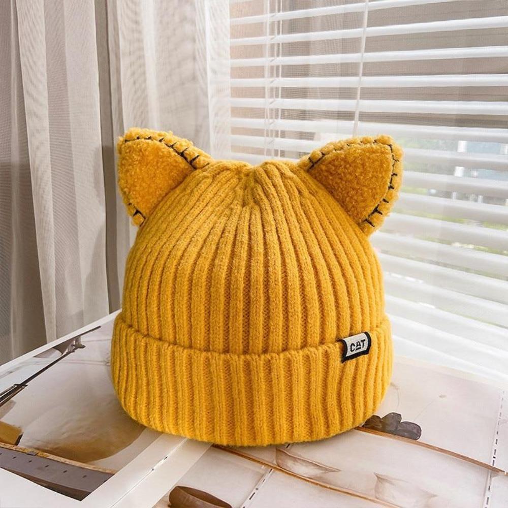 CozyCat Beanie - Trendy Winter Hat with Cat Ears