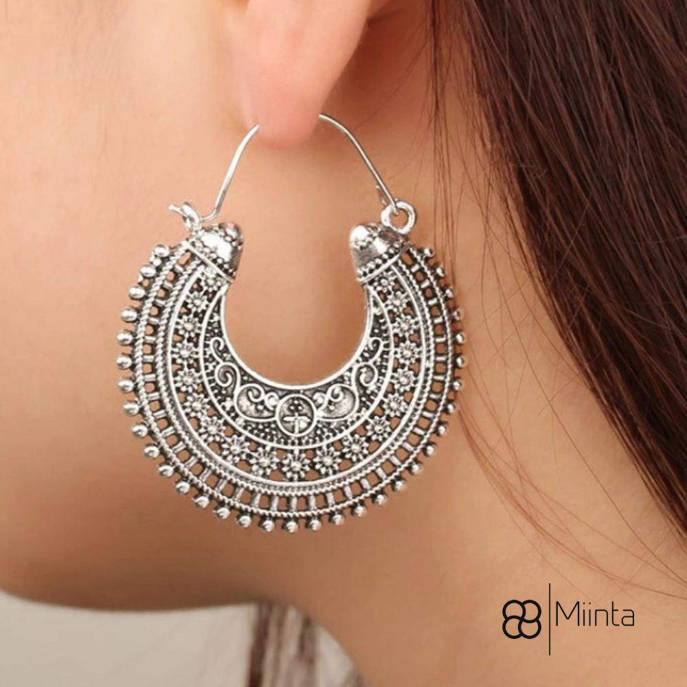 Elegant Tibetan filigree earrings made of high-quality genuine silver!