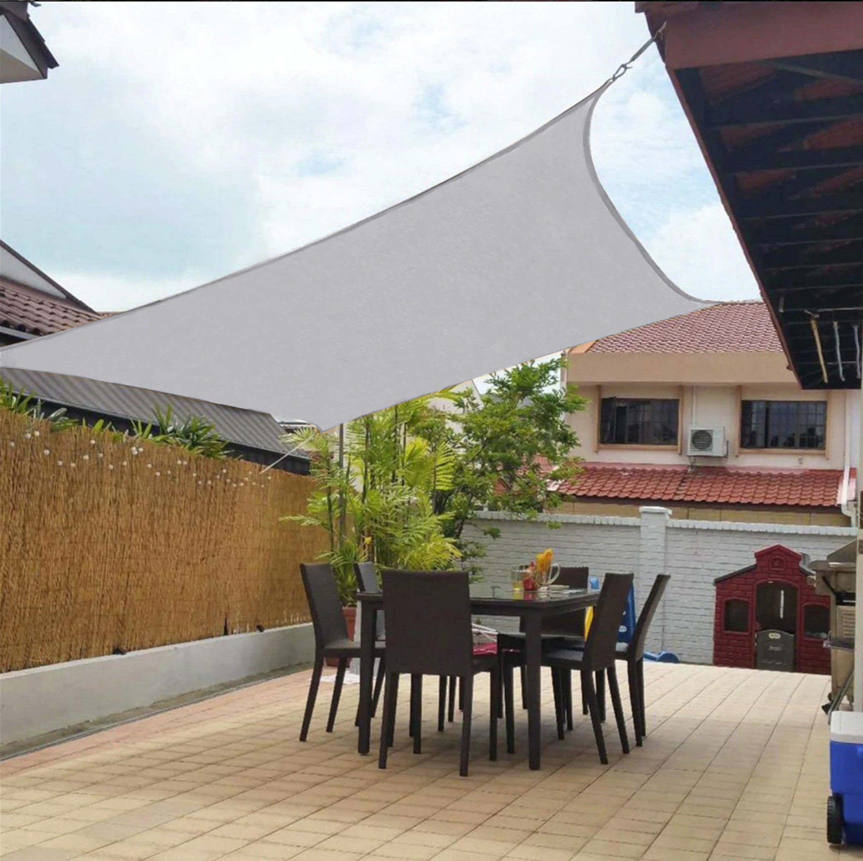 SunShade – Luxurious Water Resistant Shade Sails for Garden