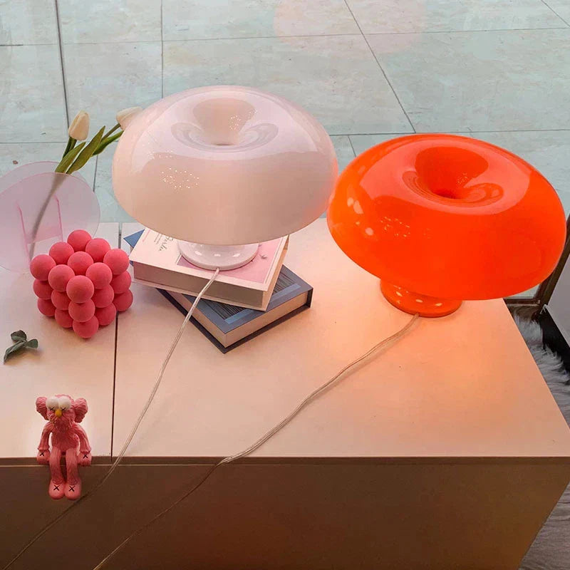 GlowMush - Refined Table Lamp with Mushroom Design