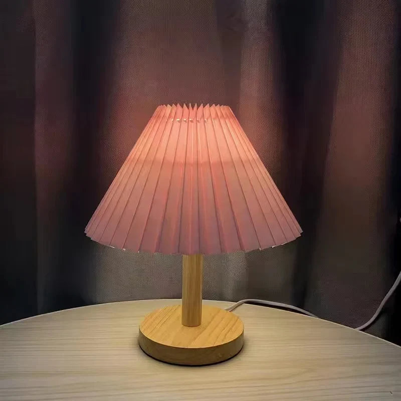 Foldable Pleated Table Lamp - Stylish Foldable LED Table Lamp for Unique Interior Design