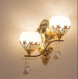 LuxeGlow - Golden LED Wall Lamp for Atmospheric Lighting