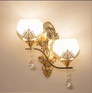 LuxeGlow - Golden LED Wall Lamp for Atmospheric Lighting