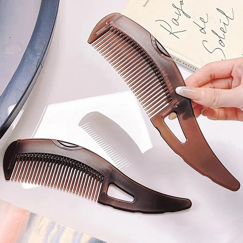 SoinCapillaire - Anti-Dandruff Massage Comb for Shiny Hair