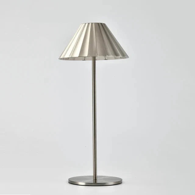 ChicLight – Elegant Dimbar Bordslampa med LED-belysning