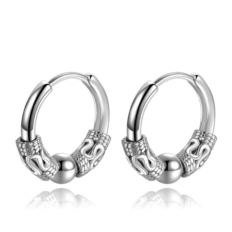Trendy StreetStyle Earrings | A Unique Choice for the Fashion Conscious Man