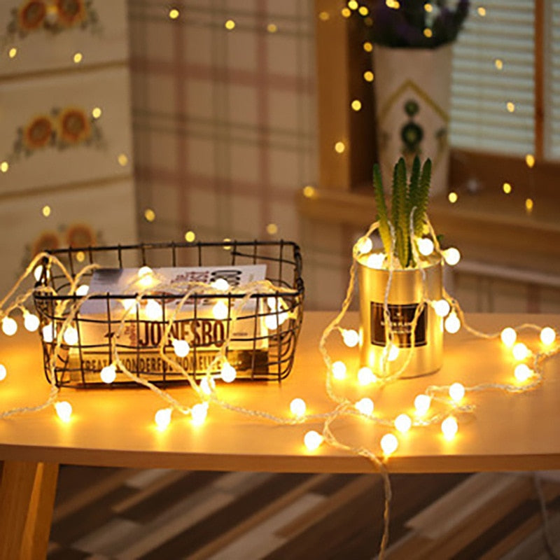 Christmas Glow – Warming Atmosphere Lamps for the Holidays