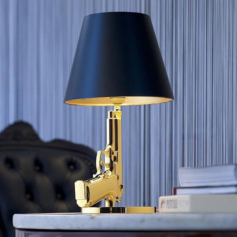 ArtDeLumière – Bold Pistol Table Lamp