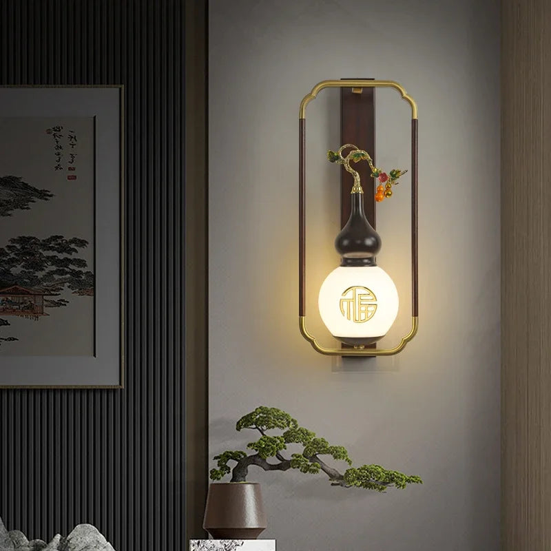 BrassGlow Wall Lamp - Elegant Brass Wall Lighting