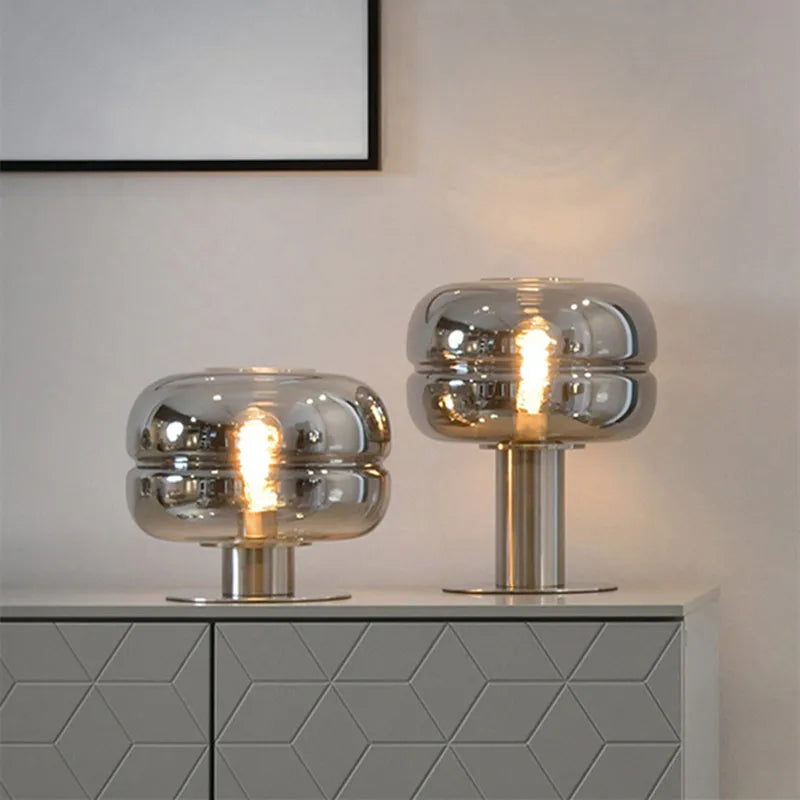 LuxeDesign - Elegant Table Lamp for Modern Interiors