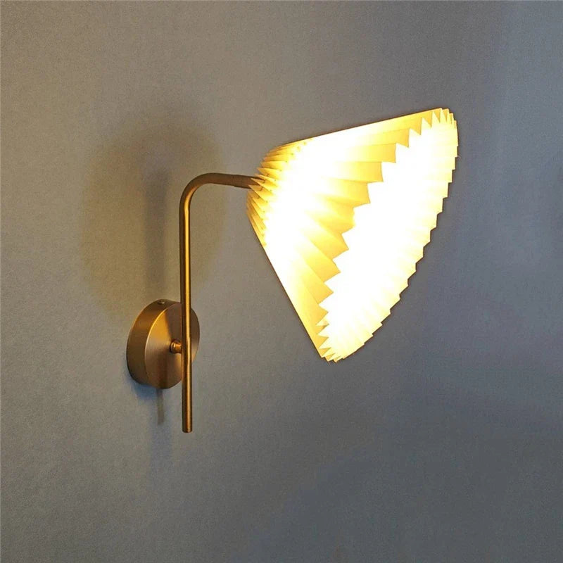 NordicLuxe - Luxurious Gold Wall Lamp for the Bedroom