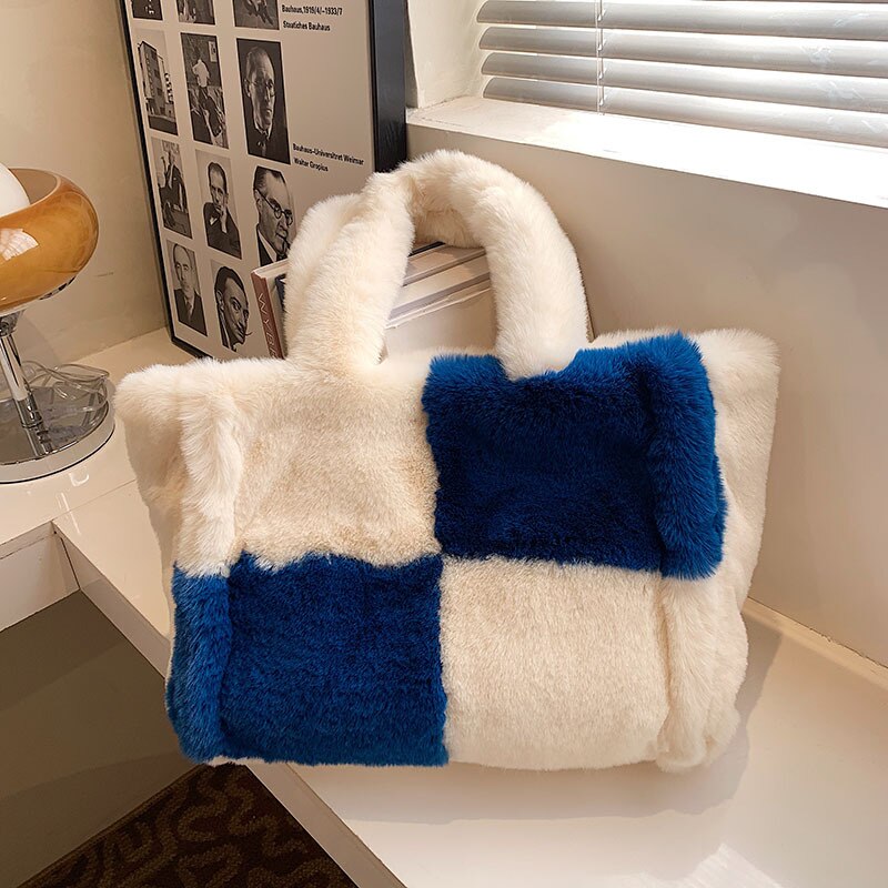 Pipa Plush Bag – Winter Comfortable Women's Handbag