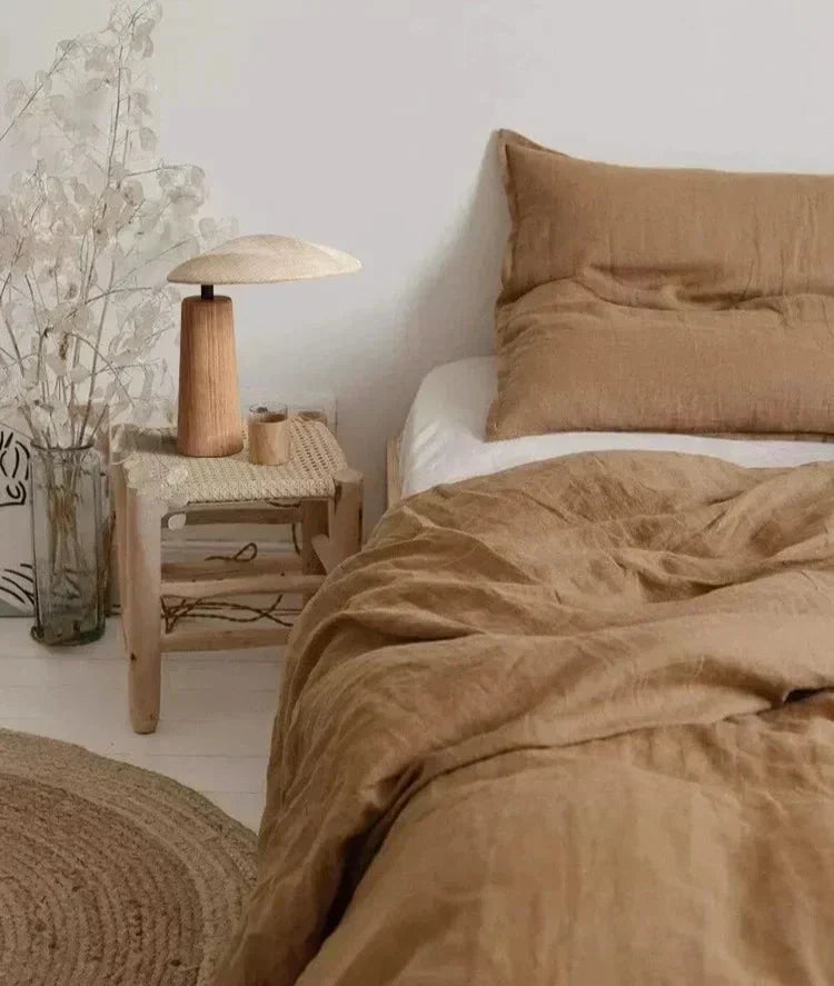 ZenGlow - Retro Wooden Lamp for Calm Lighting