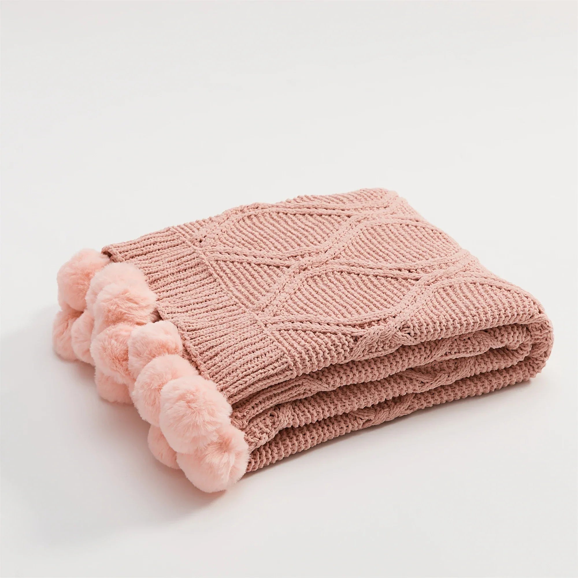 HeartCozy Throw – Luxurious Chenille Cushion with Heart Puffs