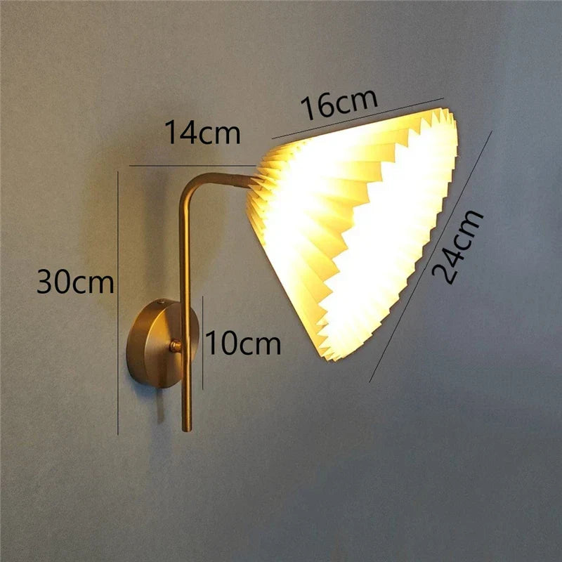NordicLuxe - Luxurious Gold Wall Lamp for the Bedroom