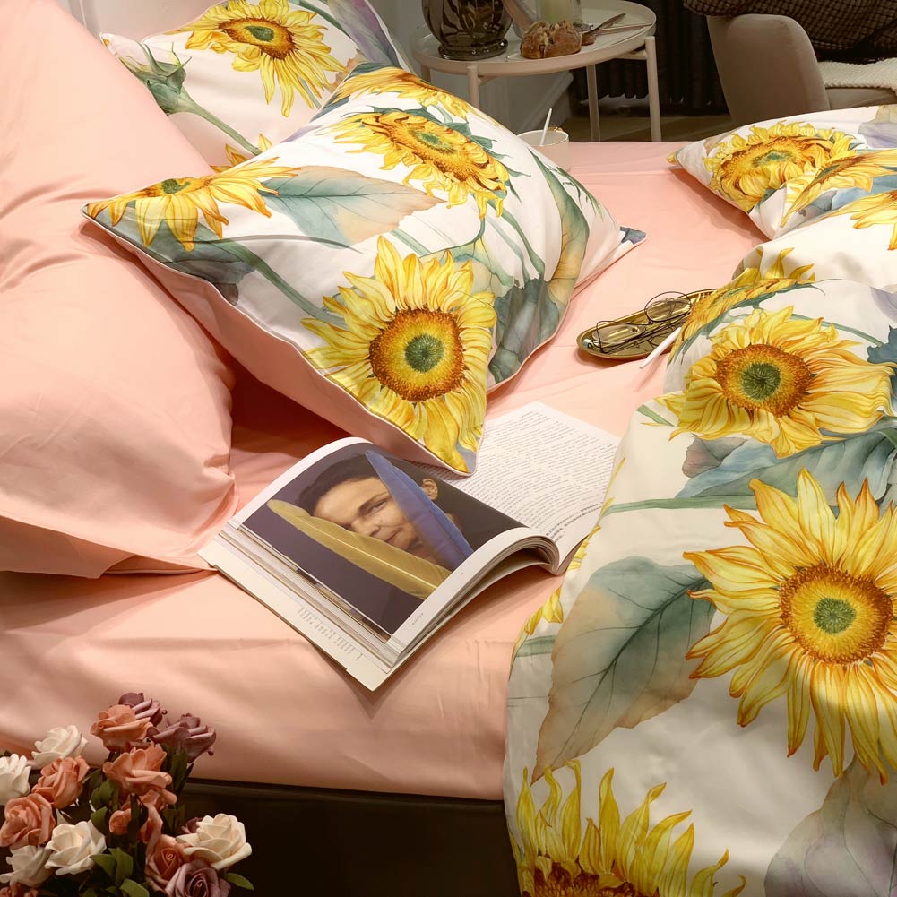 Dainty Sunflower - Luxurious Egyptian Cotton Duvet Cover