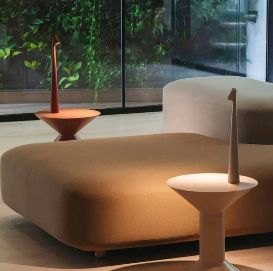 Fins ArtisanGlow - Lamp for Luxury Interior Lighting