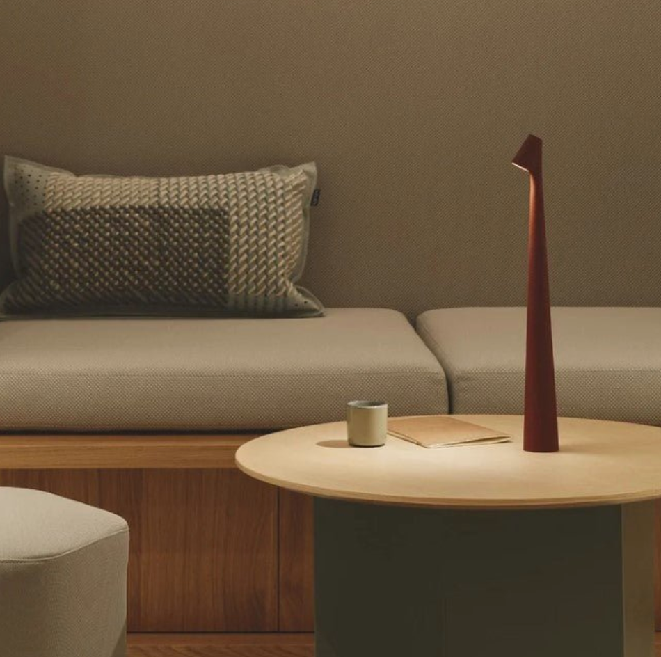 Fins ArtisanGlow - Lamp for Luxury Interior Lighting