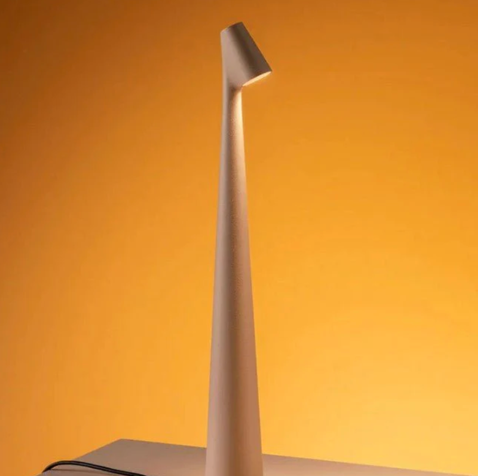 Fins ArtisanGlow - Lamp for Luxury Interior Lighting
