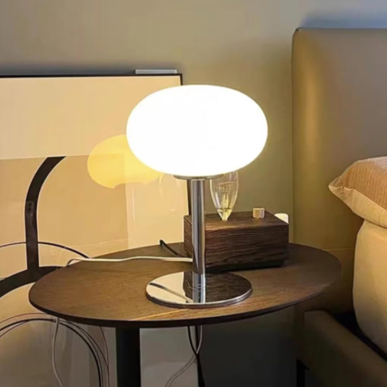 SérénitéMagique - Elegant Beige Table Lamp for Mood Lighting