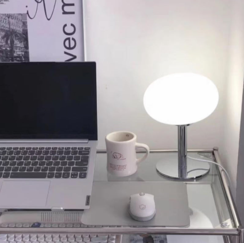 SérénitéMagique - Elegant Beige Table Lamp for Mood Lighting