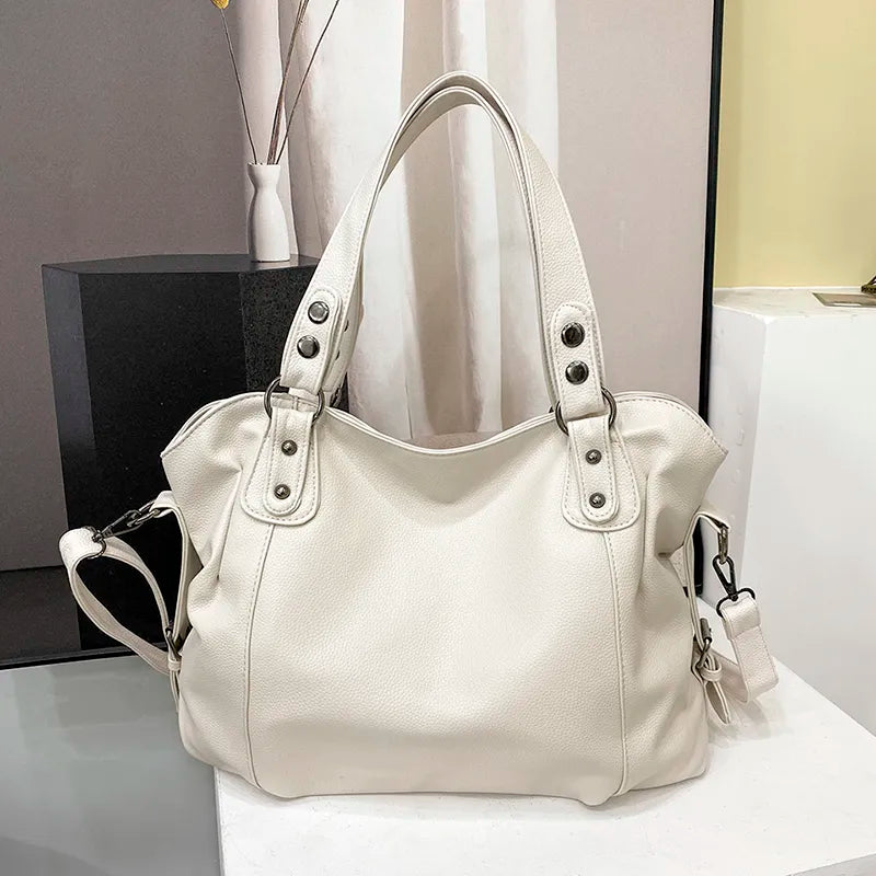 Isabela Tote – Trendy and Spacious Student Bag