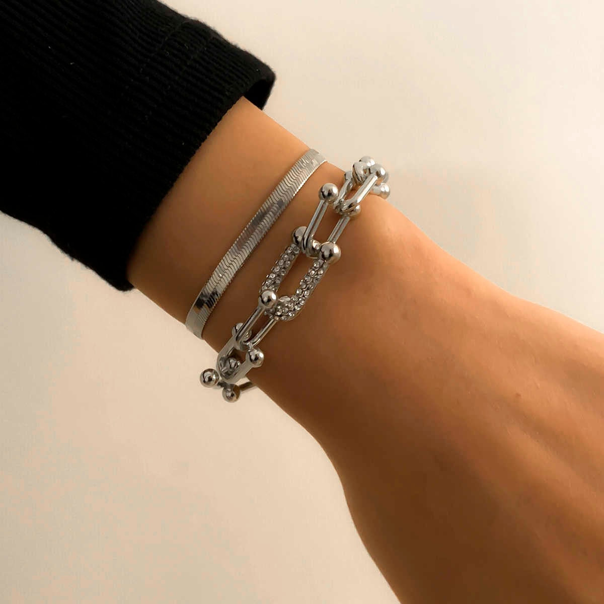 Captivating Bracelet Duo | Exquisite 2-piece Set in Gold or Silver
