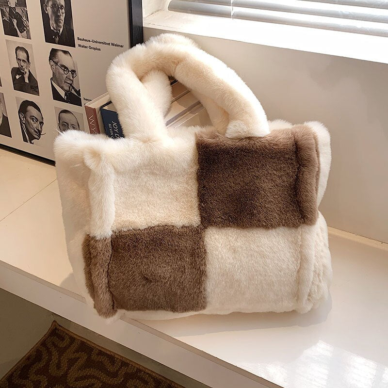 Pipa Plush Bag – Winter Comfortable Women's Handbag