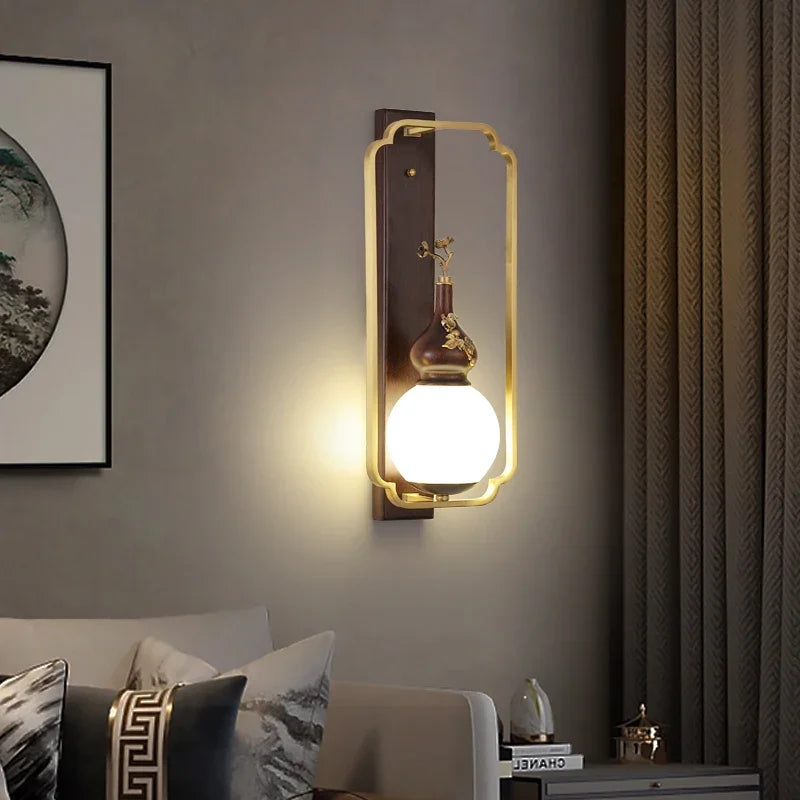 BrassGlow Wall Lamp - Elegant Brass Wall Lighting